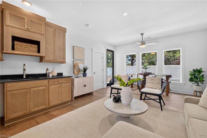 Photo 6 of 40 residential for sale in Virginia Beach virginia