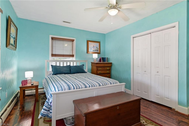 Photo 11 of 47 residential for sale in Norfolk virginia