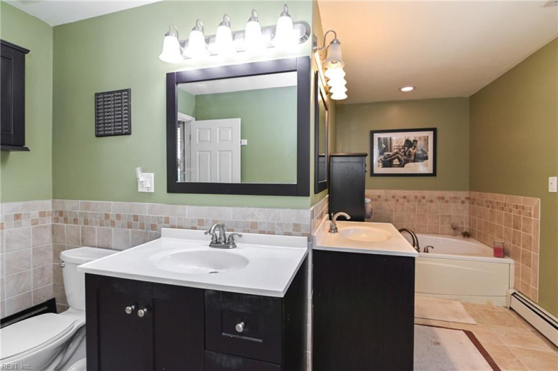 Photo 12 of 47 residential for sale in Norfolk virginia