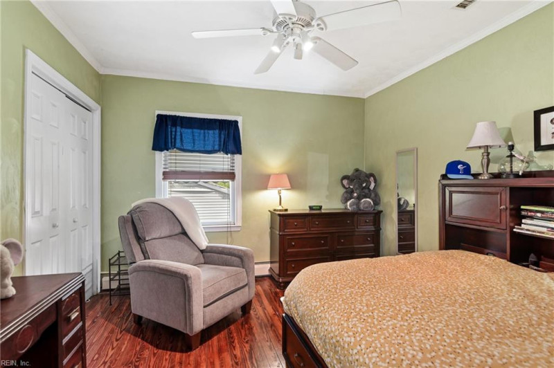 Photo 15 of 47 residential for sale in Norfolk virginia