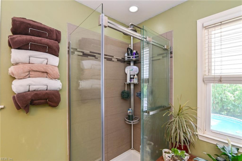 Photo 22 of 47 residential for sale in Norfolk virginia