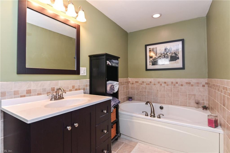 Photo 23 of 47 residential for sale in Norfolk virginia