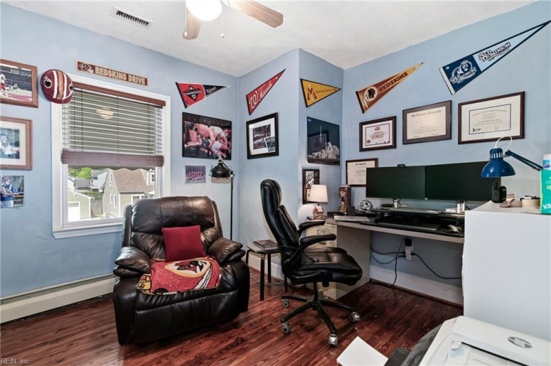 Photo 25 of 47 residential for sale in Norfolk virginia