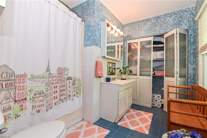 Photo 26 of 47 residential for sale in Norfolk virginia