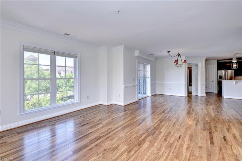 Photo 7 of 46 residential for sale in James City County virginia