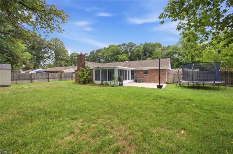 Photo 17 of 41 residential for sale in Chesapeake virginia