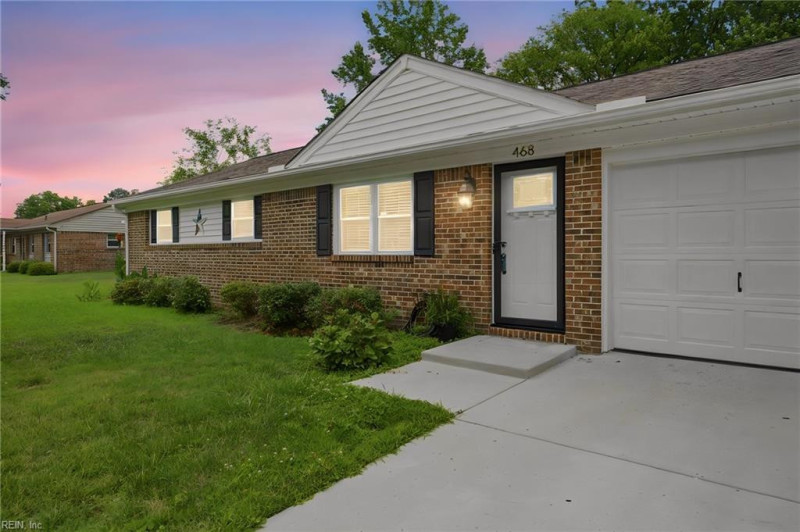 Photo 4 of 41 residential for sale in Chesapeake virginia
