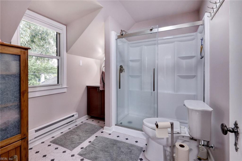 Photo 26 of 47 residential for sale in Newport News virginia
