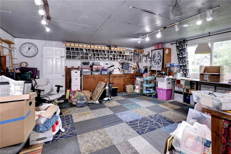 Photo 33 of 47 residential for sale in Newport News virginia