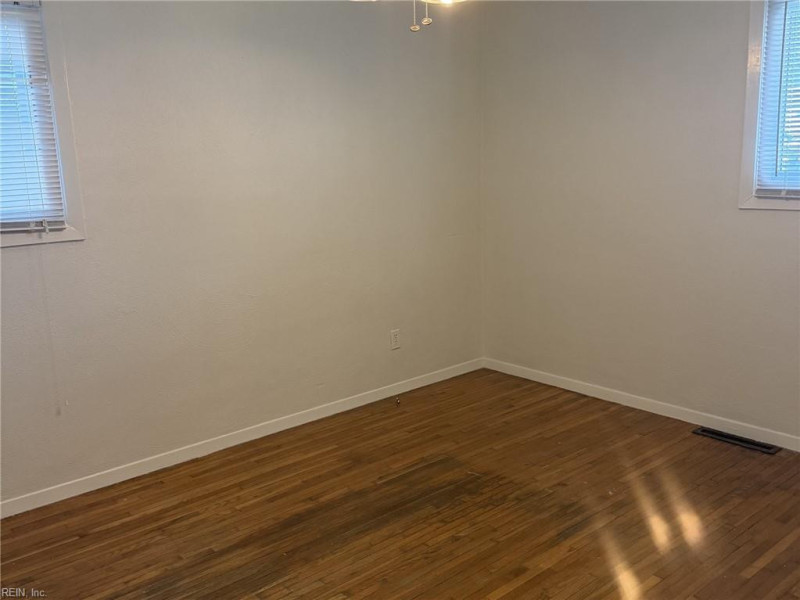 Photo 14 of 19 residential for sale in Norfolk virginia Photo 14 of 19 residential for sale in Norfolk virginia