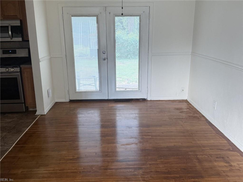 Photo 6 of 12 residential for sale in Norfolk virginia