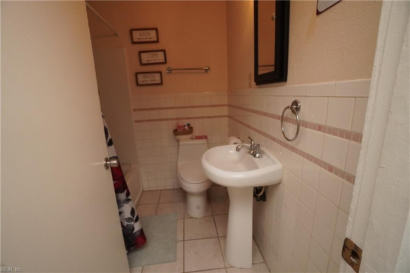 Photo 12 of 25 residential for sale in Norfolk virginia