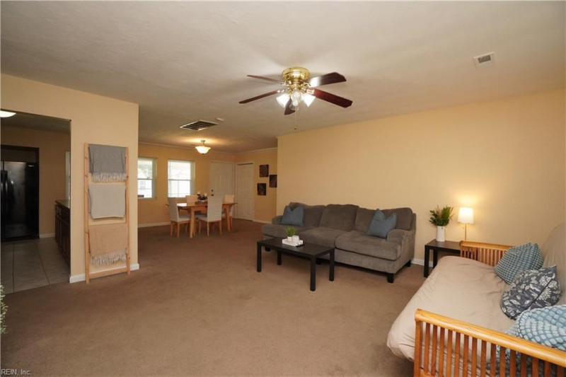 Photo 4 of 25 residential for sale in Norfolk virginia