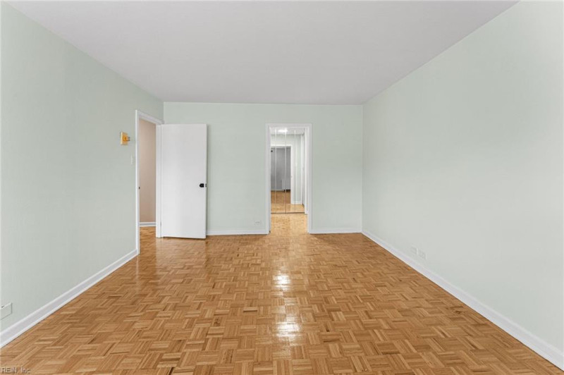 Photo 6 of 36 residential for sale in Norfolk virginia
