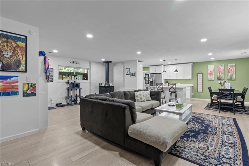 Photo 2 of 43 residential for sale in Chesapeake virginia