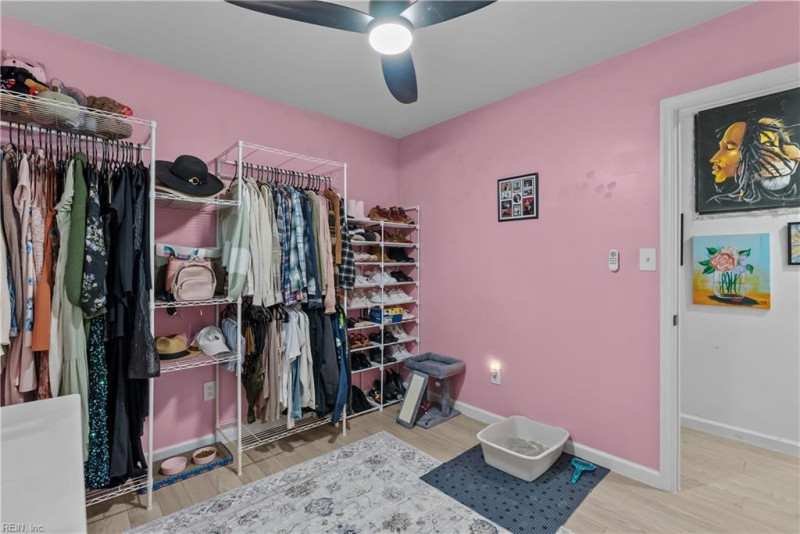 Photo 32 of 43 residential for sale in Chesapeake virginia