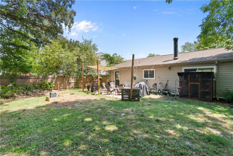Photo 36 of 43 residential for sale in Chesapeake virginia