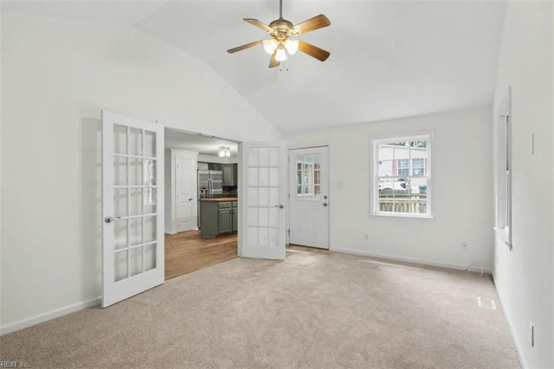 Photo 16 of 40 residential for sale in James City County virginia