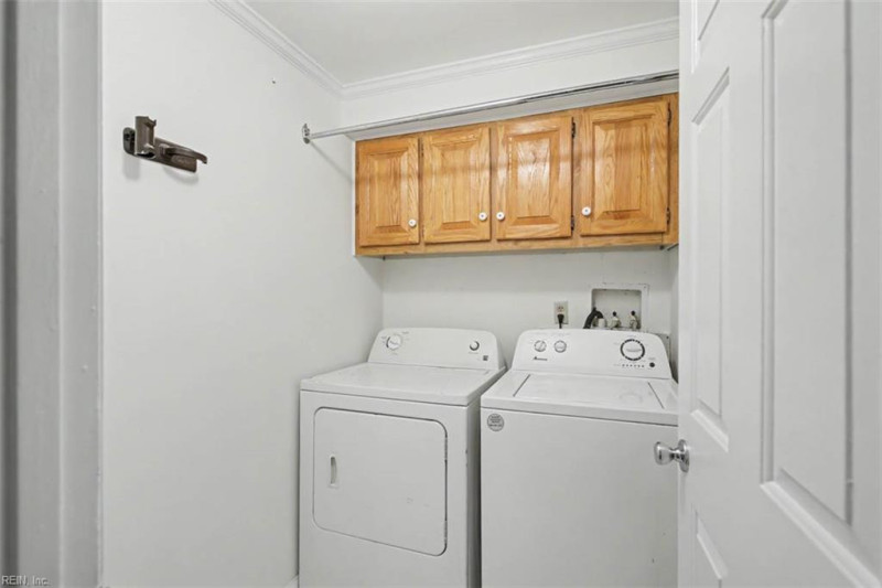 Photo 24 of 40 residential for sale in James City County virginia