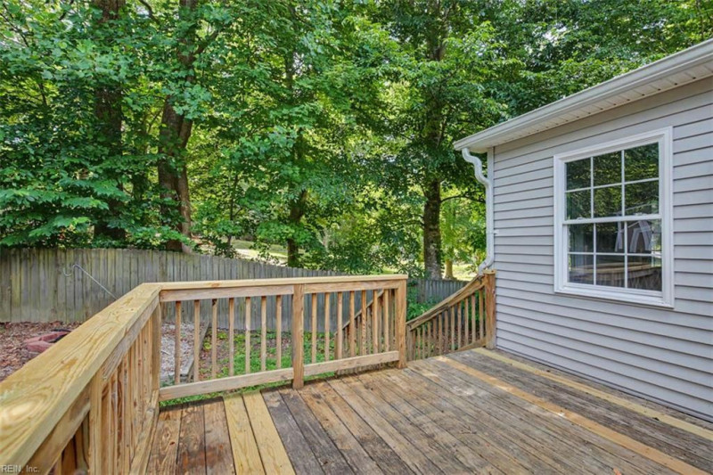 Photo 37 of 40 residential for sale in James City County virginia