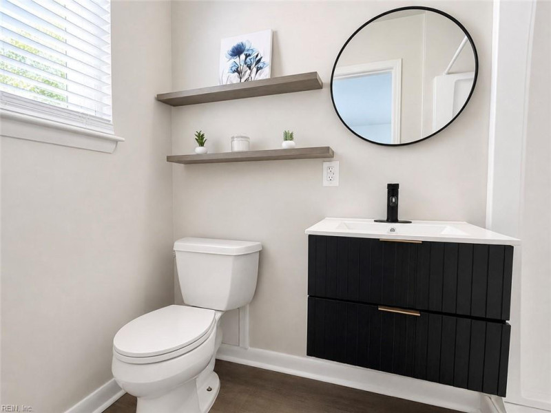 Photo 18 of 36 residential for sale in Virginia Beach virginia