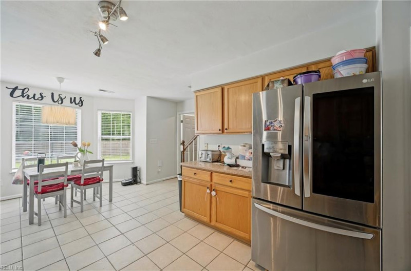 Photo 14 of 49 residential for sale in Hampton virginia