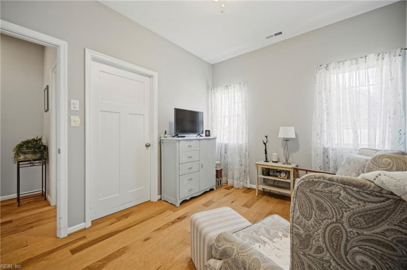 Photo 16 of 50 residential for sale in Moyock virginia