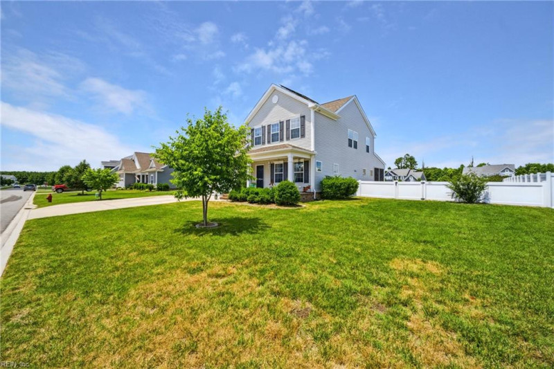 Photo 4 of 50 residential for sale in Moyock virginia