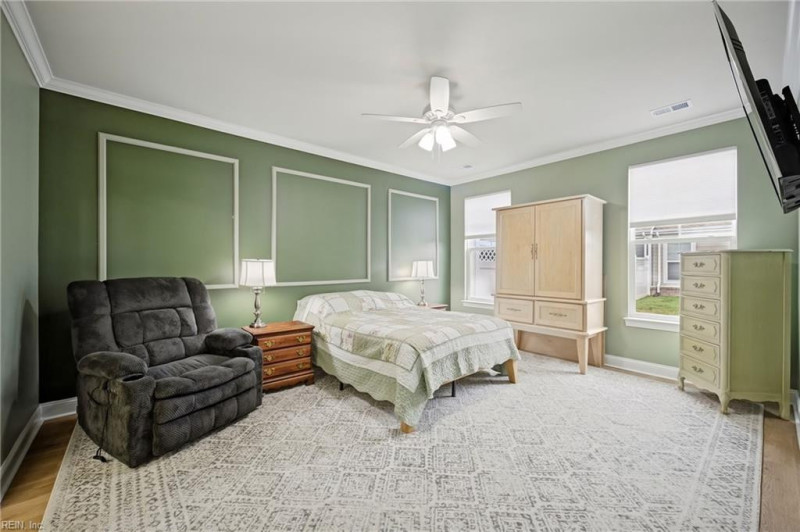 Photo 23 of 44 residential for sale in Chesapeake virginia