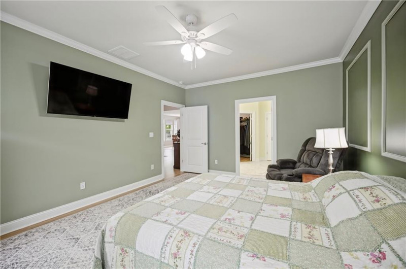 Photo 24 of 44 residential for sale in Chesapeake virginia