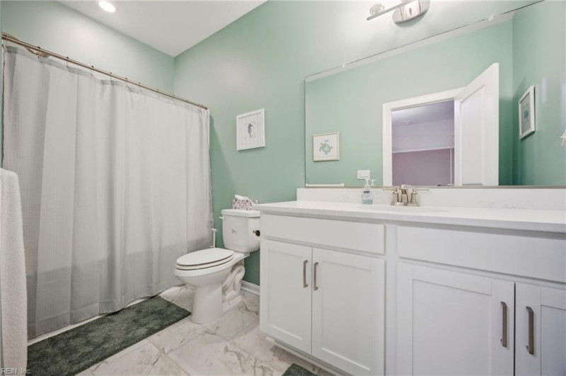 Photo 31 of 44 residential for sale in Chesapeake virginia