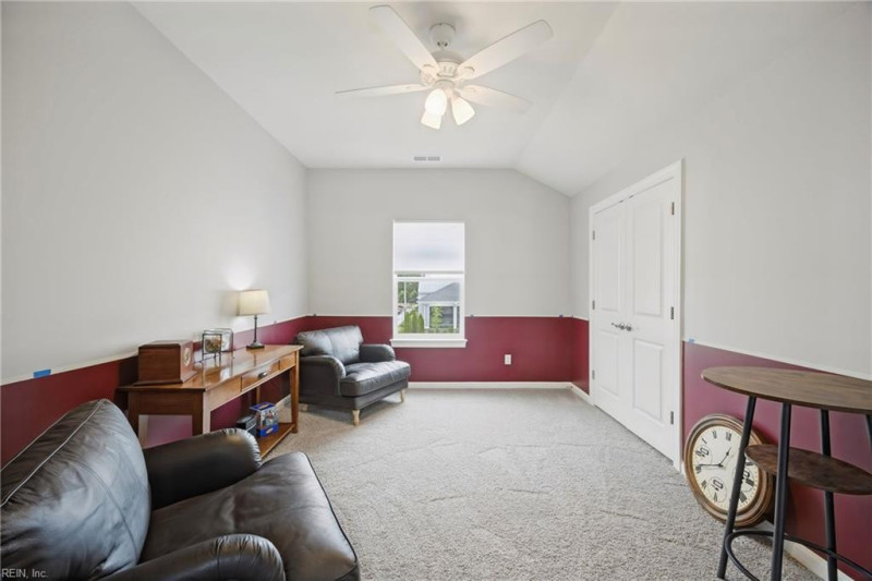 Photo 36 of 44 residential for sale in Chesapeake virginia