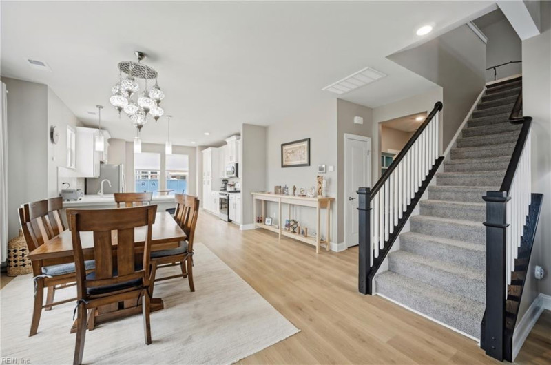 Photo 7 of 44 residential for sale in Chesapeake virginia