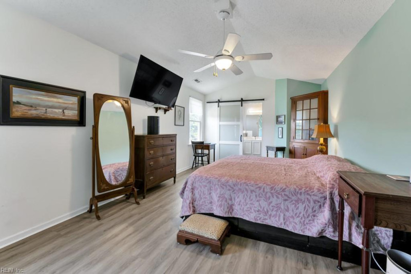 Photo 21 of 49 residential for sale in Chesapeake virginia