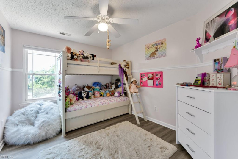 Photo 28 of 49 residential for sale in Chesapeake virginia