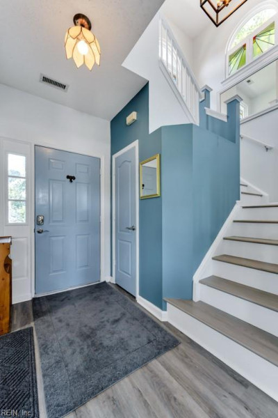 Photo 3 of 49 residential for sale in Chesapeake virginia
