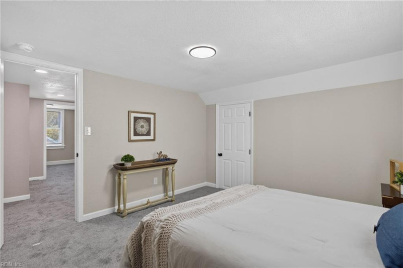 Photo 13 of 24 residential for sale in Norfolk virginia