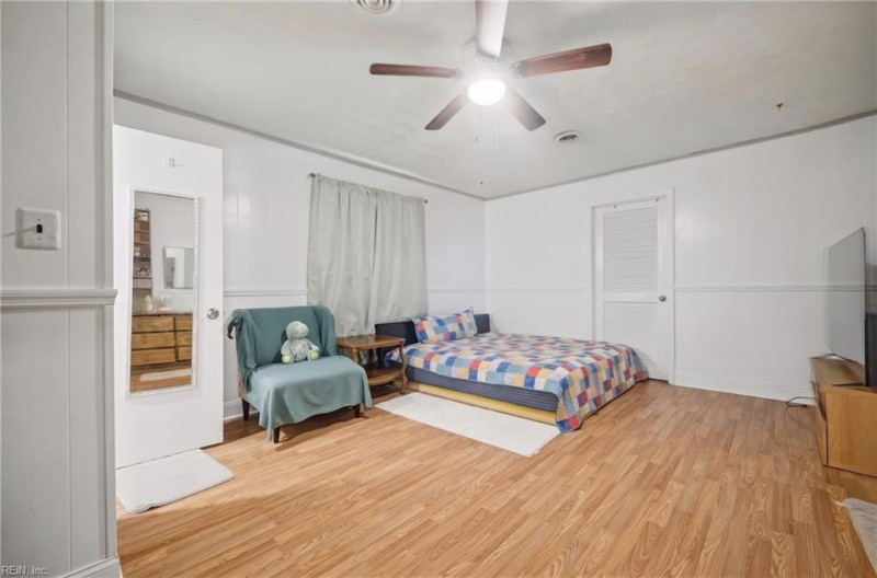 Photo 12 of 29 residential for sale in Norfolk virginia