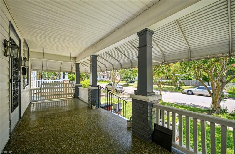 Photo 2 of 29 residential for sale in Norfolk virginia