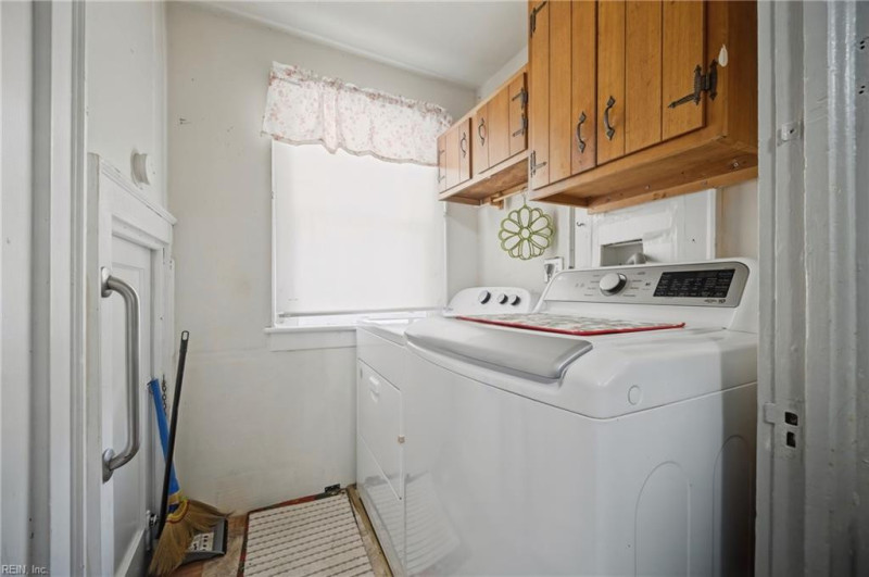 Photo 21 of 29 residential for sale in Norfolk virginia