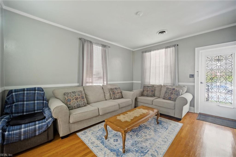 Photo 4 of 29 residential for sale in Norfolk virginia