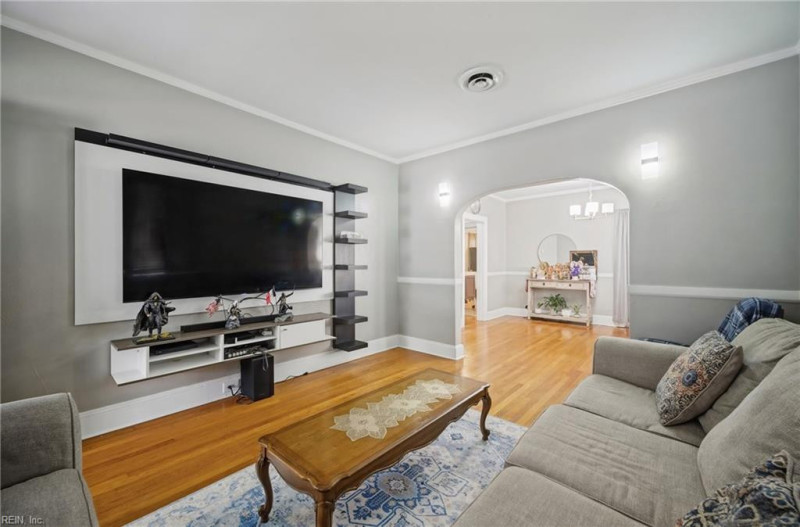 Photo 6 of 29 residential for sale in Norfolk virginia
