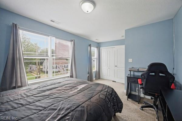 Photo 15 of 28 residential for sale in Hampton virginia
