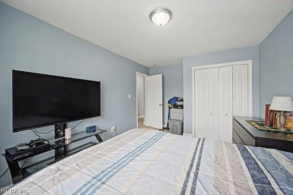 Photo 17 of 28 residential for sale in Hampton virginia