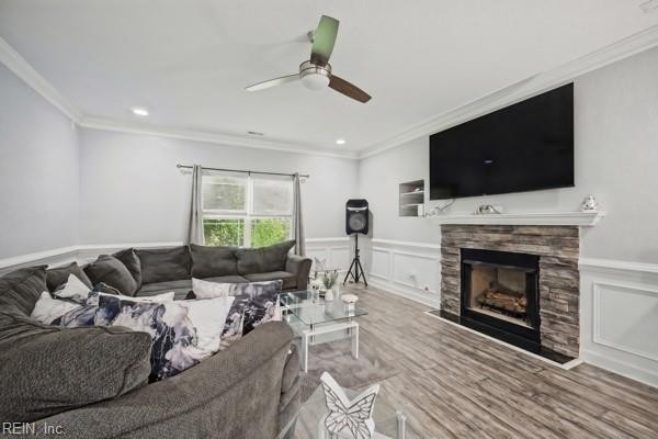 Photo 9 of 28 residential for sale in Hampton virginia