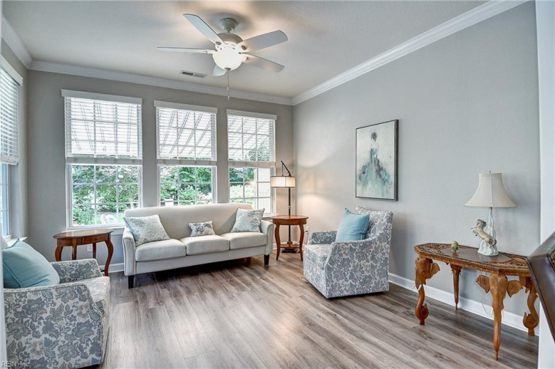 Photo 14 of 50 residential for sale in Virginia Beach virginia