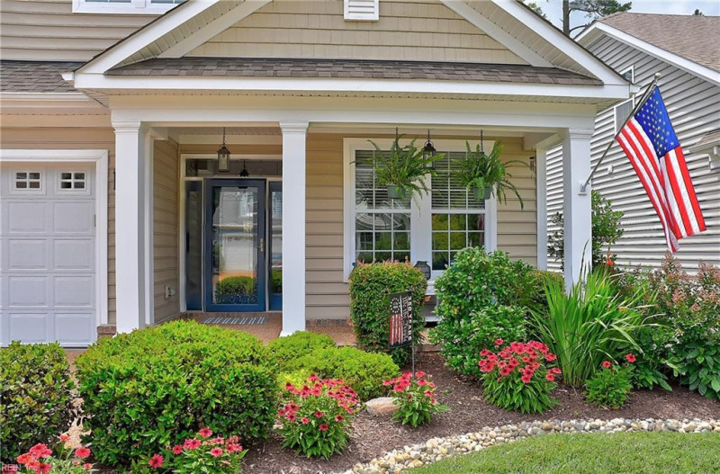Photo 4 of 50 residential for sale in Virginia Beach virginia