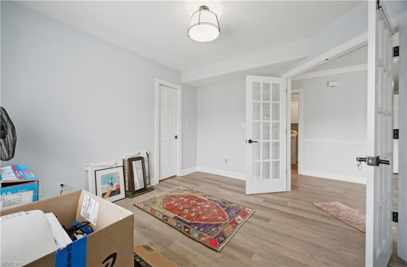 Photo 8 of 18 residential for sale in Chesapeake virginia