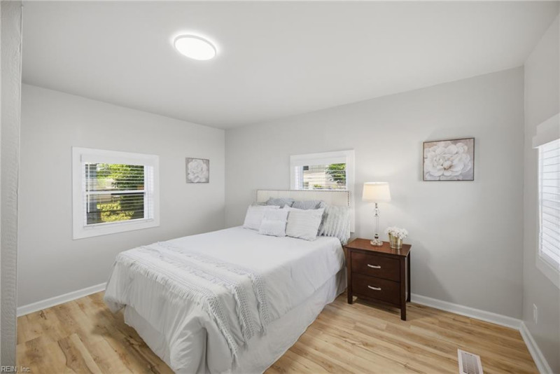 Photo 10 of 25 residential for sale in Norfolk virginia