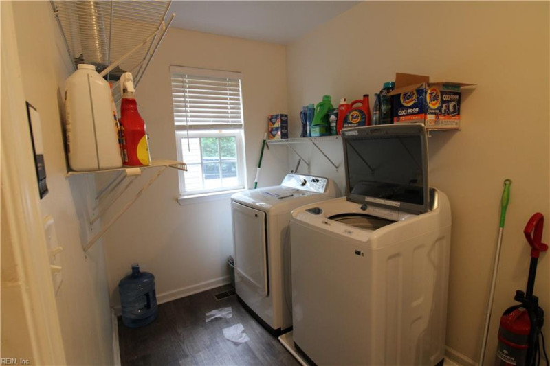 Photo 3 of 10 residential for sale in Norfolk virginia